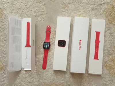 Продам часы Apple Watch Series 6